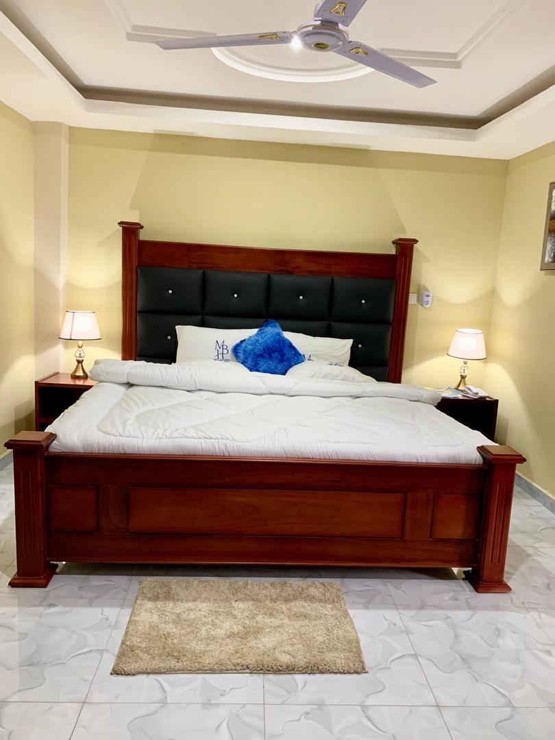 Executive Room with Blue Accent